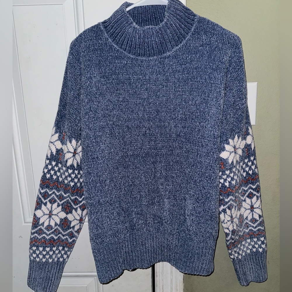 Christian Siriano Blue Super Soft Sweater Size Large